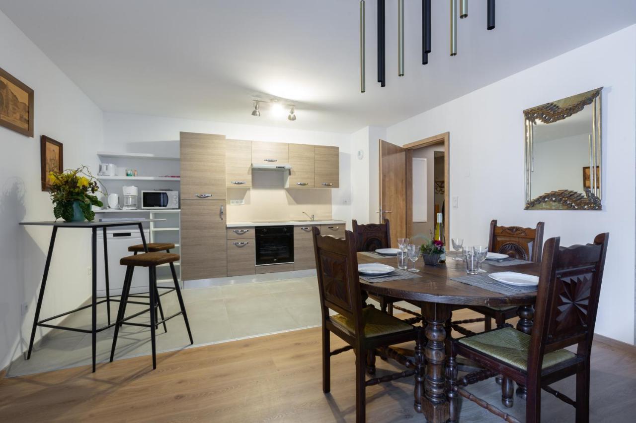 Le Rhenanus Jacques Taurellus - Appartement Duplex Au Calme - Centre Ville - Parking Gratuit Selestat Ngoại thất bức ảnh